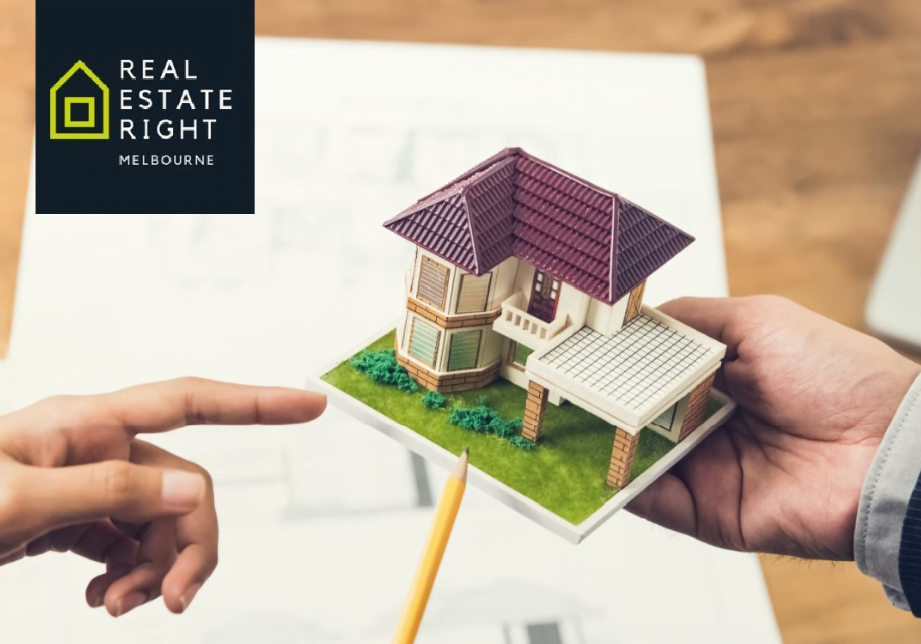 Real Estate Right Podcast with Sue Langeder | Pros and Cons of Purchasing Off the Plan Property